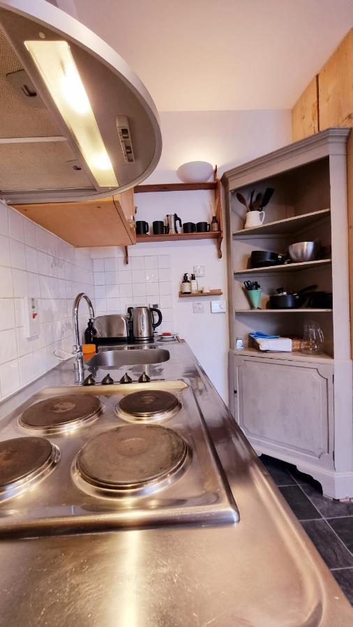 Stylish Town Centre Apartments Nailsworth Extérieur photo