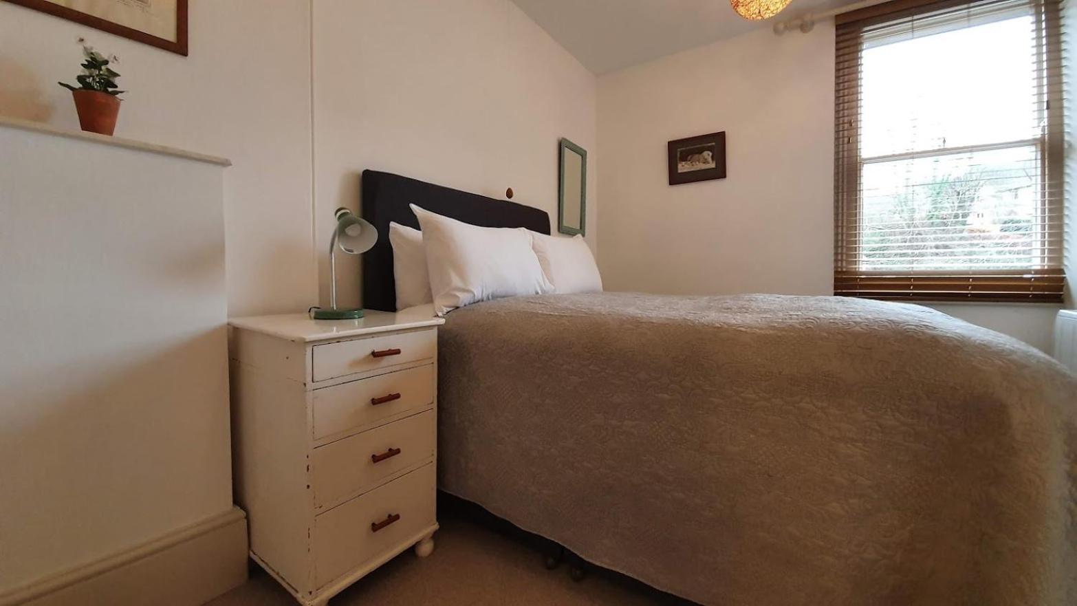 Stylish Town Centre Apartments Nailsworth Extérieur photo